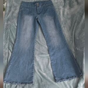 NWOT Wide Leg High Rise Stretchy Women's Blue Flared Jeans, Size 14 (1112)